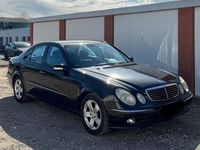 Gebraucht Mercedes E220 Avantgarde 150 PS (110 kW) 2004 Schwarz Limousine