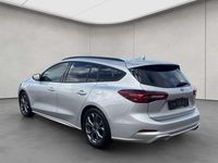 Gebraucht Ford Focus ST-Line X 155 PS (114 kW) 2024 Moondust silber metallic Kombi