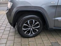 Gebraucht Jeep Grand Cherokee 241 PS (177 kW) 2012 Silber SUV