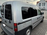 Gebraucht Opel Combo 87 PS (63 kW) 2002 Silber Van / Kleinbus