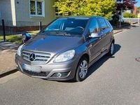 Gebraucht Mercedes B180 116 PS (85 kW) 2009 Grau Van / Kleinbus