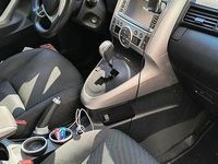 Gebraucht Toyota Verso 150 PS (110 kW) 2012 Grau Van / Kleinbus