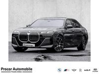 Gebraucht BMW 740 M Sport 299 PS (219 kW) 2025 Grau Limousine
