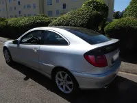 Gebraucht Mercedes C180 129 PS (94 kW) 2001 Silber Coupé