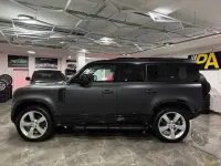 Gebraucht Land Rover Defender SE 249 PS (183 kW) 2021 Schwarz SUV