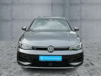 Gebraucht VW Passat R-line 150 PS (110 kW) 2025 Diabasgrau metallic Kombi