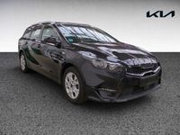 Usado Kia Ceed Comfort 140 HP (102 kW) 2025 Preto Citadino