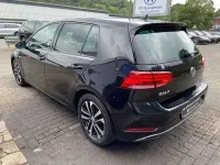 Gebraucht VW Golf VII IQ Drive 131 PS (96 kW) 2019 Schwarz Limousine