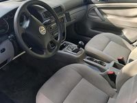 Usata VW Passat 115 CV (84 kW) 2004 Argento Station wagon