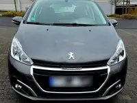 Gebraucht Peugeot 208 Signature Sky 83 PS (61 kW) 2019 Grau Kleinwagen