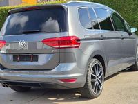Gebraucht VW Touran Highline 150 PS (110 kW) 2017 Grau Van / Kleinbus