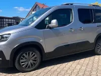 Gebraucht Peugeot Rifter Allure 131 PS (96 kW) 2021 Silber Van / Kleinbus