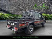 Neu Toyota Land Cruiser 231 PS (169 kW) 2026 Grau SUV