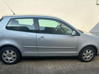 Gebraucht VW Polo 75 PS (55 kW) 2002 Silber Kleinwagen