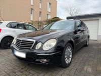 Gebraucht Mercedes E200 Avantgarde 184 PS (135 kW) 2006 Schwarz Kombi