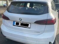 Gebraucht BMW 216 Active Tourer Shadowline 122 PS (89 kW) 2025 Weiß Van / Kleinbus