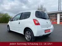 Gebraucht Renault Twingo Night&Day 75 PS (55 kW) 2011 Weiß Kleinwagen