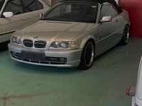Gebraucht BMW 330 Performance 231 PS (169 kW) 2000 Silber Cabrio