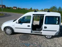 Gebraucht Opel Combo 90 PS (66 kW) 2008 Weiß Van / Kleinbus