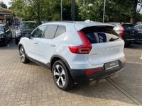Neu Volvo XC40 163 PS (119 kW) 2026 Blau SUV