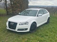 Gebraucht Audi A3 125 PS (91 kW) 2010 Rot Kleinwagen