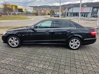 Gebraucht Mercedes E250 Avantgarde 204 PS (150 kW) 2011 Schwarz Limousine