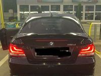 Gebraucht BMW 118 Sport Line 143 PS (105 kW) 2011 Schwarz Kleinwagen