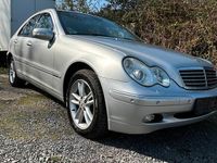 Gebraucht Mercedes C320 218 PS (160 kW) 2003 Silber Limousine