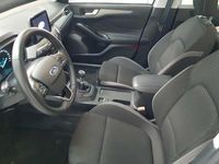 Usado Ford Focus Cool & Connect 120 CV (88 kW) 2022 Blanco Familiar