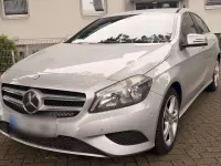 Gebraucht Mercedes A180 Urban 122 PS (89 kW) 2013 Silber Kleinwagen