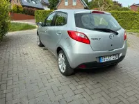 Gebraucht Mazda 2 103 PS (75 kW) 2007 Silber Kleinwagen
