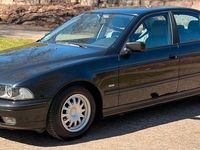 Gebraucht BMW 523 170 PS (125 kW) 1999 Schwarz Limousine