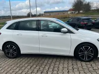 Gebraucht Mercedes B180 Advanced 136 PS (100 kW) 2024 Weiß Van / Kleinbus