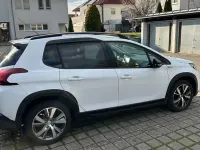 Gebraucht Peugeot 2008 Allure 120 PS (88 kW) 2017 Weiß SUV