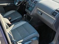 Gebraucht VW Touran Life 140 PS (102 kW) 2013 Blau Van / Kleinbus