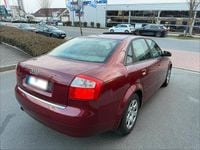 Gebraucht Audi A4 102 PS (75 kW) 2004 Rot Limousine