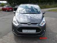 Gebraucht Ford B-MAX Titanium 125 PS (91 kW) 2017 Grau Van / Kleinbus