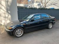 Gebraucht BMW 316 116 PS (85 kW) 2004 Schwarz Limousine
