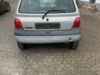 Gebraucht Renault Twingo 75 PS (55 kW) 2003 Silber Kleinwagen