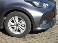 Gebraucht Mazda 2 Center-Line 116 PS (85 kW) 2024 Lead grey Kleinwagen