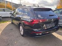 Gebraucht VW Golf VIII 116 PS (85 kW) 2025 Mythos black Kombi