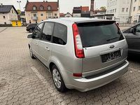 Usata Ford Focus 125 CV (91 kW) 2006 Grigio Station wagon