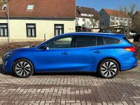 Gebraucht Ford Focus Cool & Connect 120 PS (88 kW) 2019 Blau Kombi