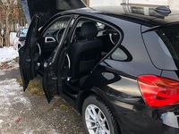 Gebraucht BMW 116 Advantage 116 PS (85 kW) 2016 Schwarz Kleinwagen