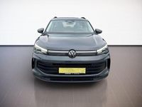 Gebraucht VW Tiguan 131 PS (96 kW) 2024 Delfingrau SUV