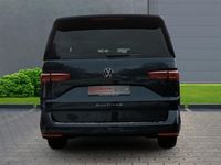Gebraucht VW Multivan Life 150 PS (110 kW) 2025 Van / Kleinbus