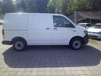Gebraucht VW Transporter 84 PS (61 kW) 2019 Candyweiß Van