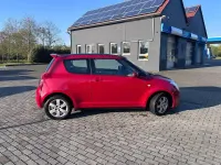 Gebraucht Suzuki Swift 92 PS (67 kW) 2009 Rot Kleinwagen
