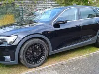 Gebraucht Audi e-tron Premium 230 kW (313 PS) 2021 Schwarz SUV