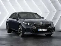 Gebraucht BMW 540 M Sport 303 PS (222 kW) 2025 Black sapphire Kombi